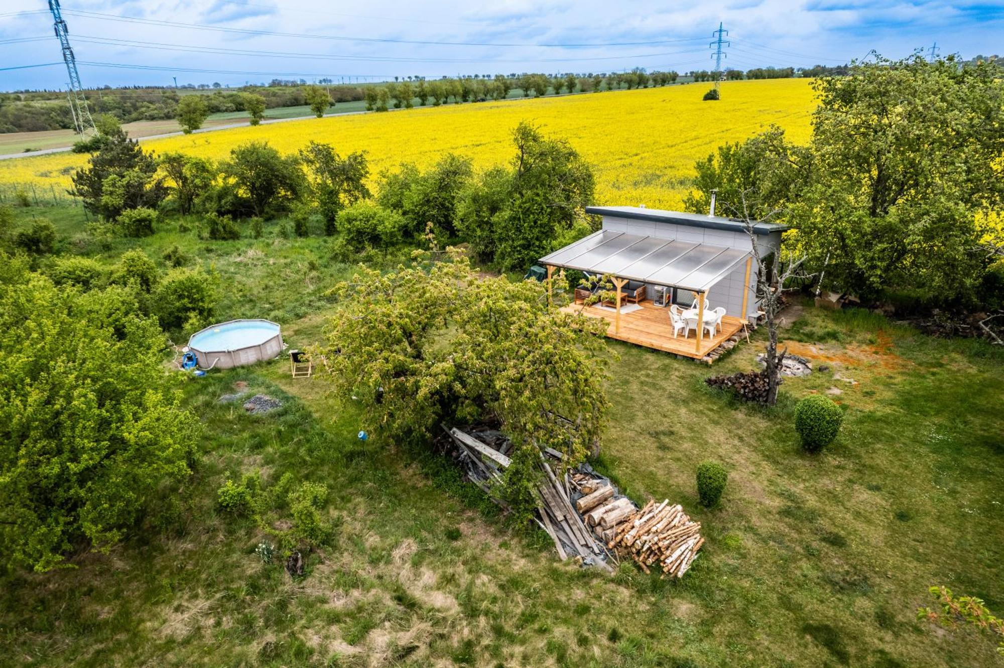 Tiny House - Chatka V Rezi U Prahy Husinec  外观 照片